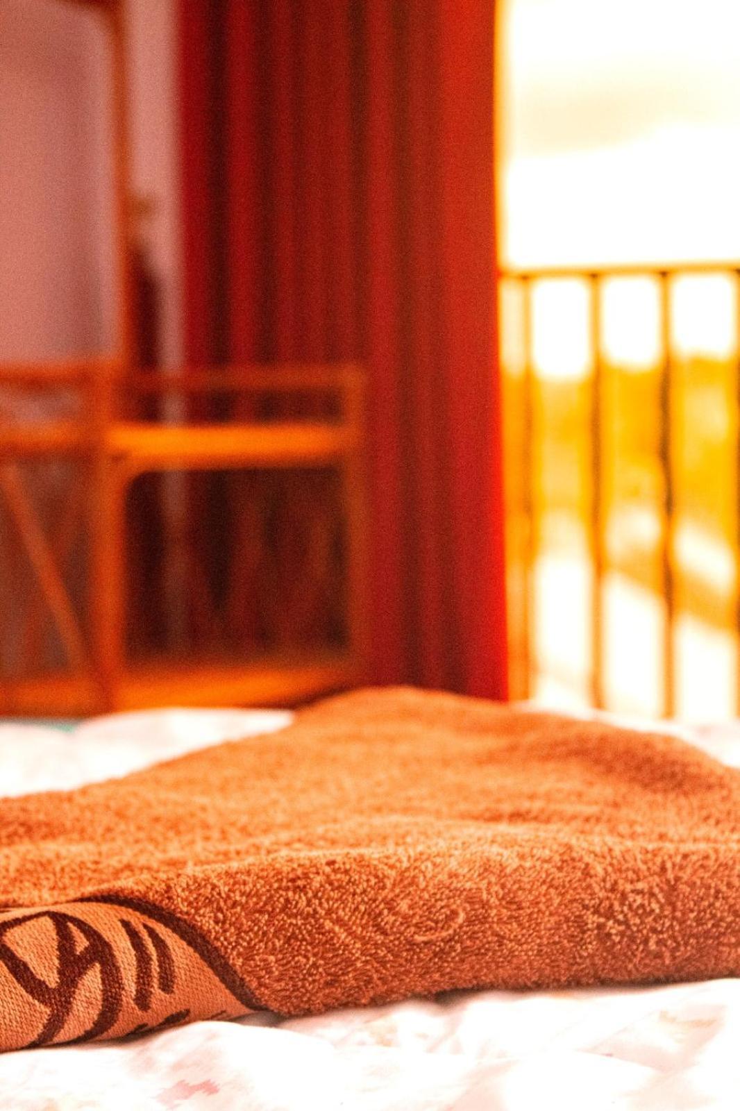The Vibe Guesthouse Кампот Экстерьер фото
