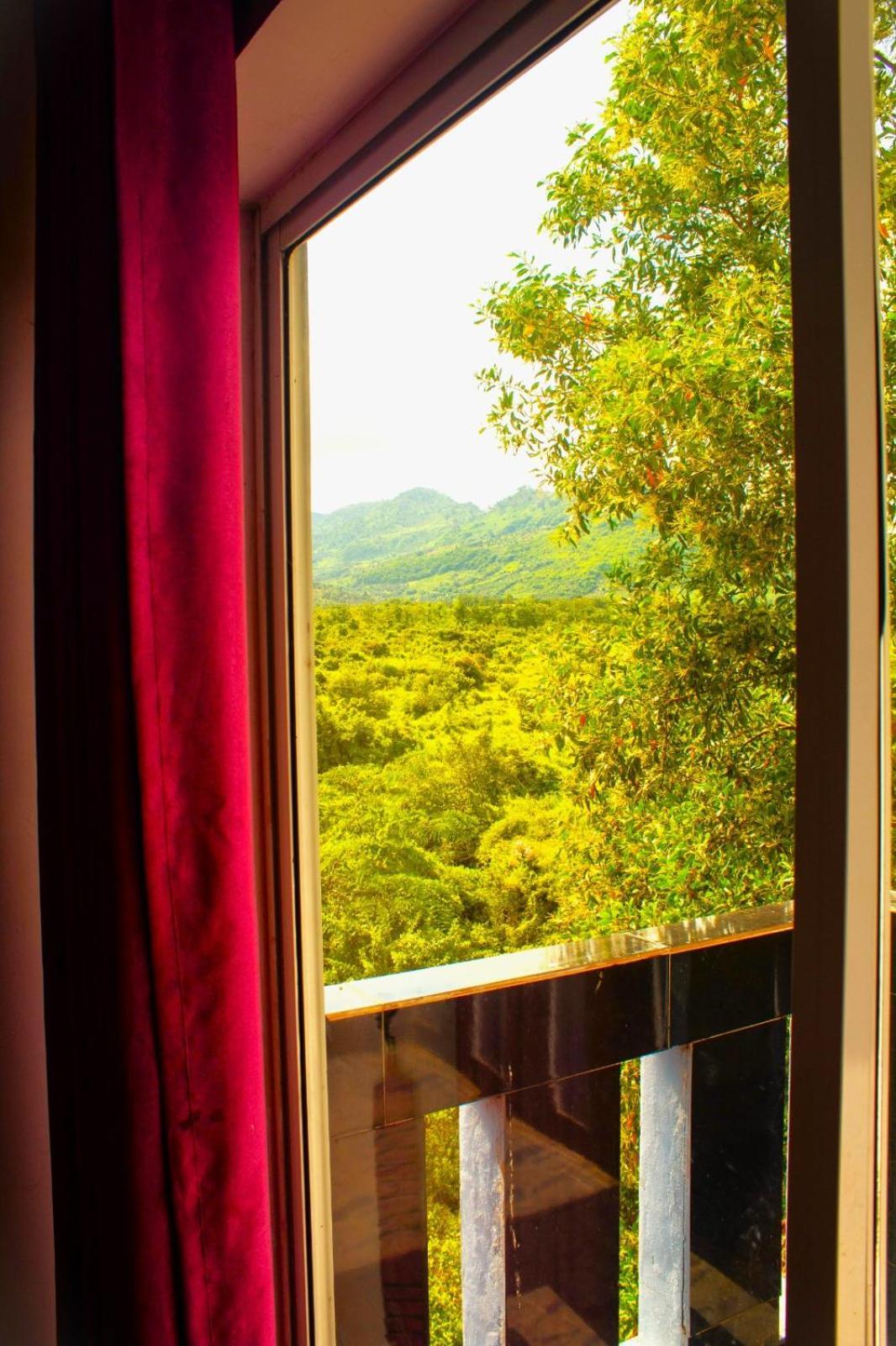 The Vibe Guesthouse Кампот Экстерьер фото
